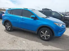 JTMWFREV2JJ752568 2018 TOYOTA RAV 4