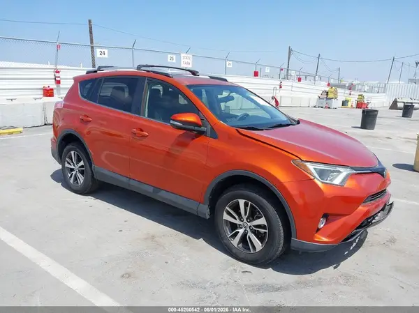 JTMWFREV3GJ081856 2016 TOYOTA RAV 4 - Image 1