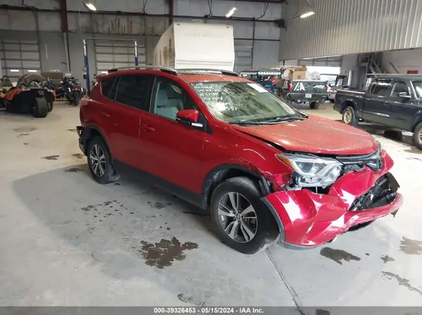 JTMWFREV3GJ083087 2016 TOYOTA RAV 4 - Image 1