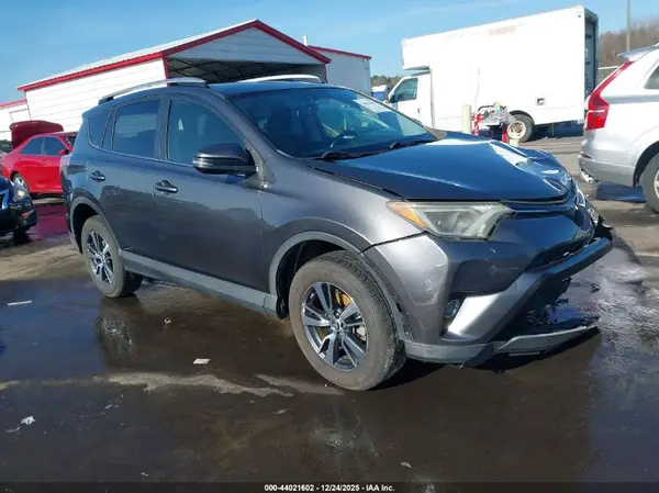JTMWFREV3GJ097622 2016 TOYOTA RAV 4 - Image 1