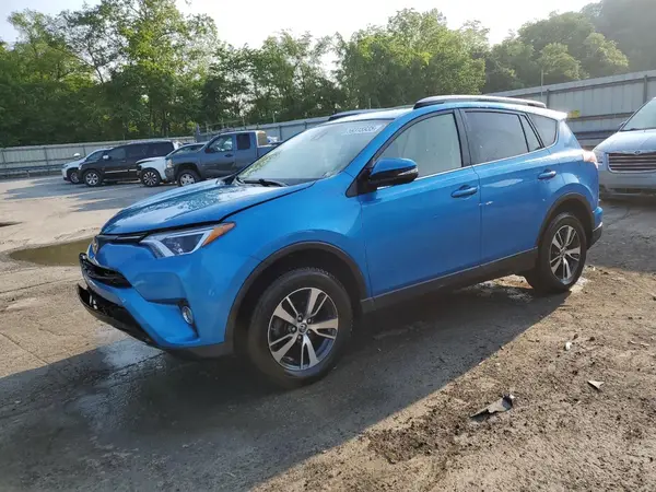 JTMWFREV3HD099130 2017 TOYOTA RAV 4 - Image 1