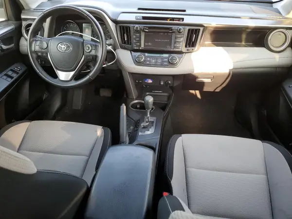 JTMWFREV3HD099130 2017 TOYOTA RAV 4 - Image 8