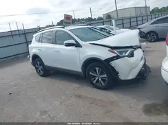 JTMWFREV3HD103001 2017 TOYOTA RAV 4