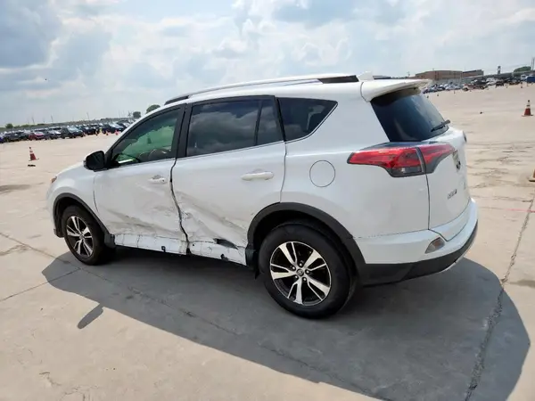 2017 TOYOTA RAV 4 COPART lot 70477805 auction photo 2