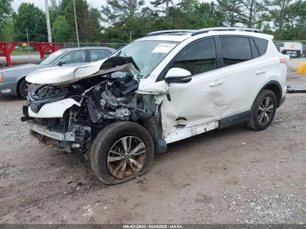 JTMWFREV3HJ101539 2017 TOYOTA RAV 4 - Image 2
