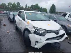 JTMWFREV3HJ102061 2017 TOYOTA RAV 4