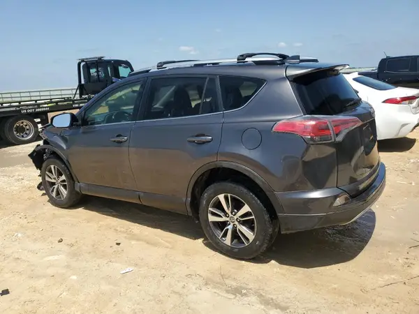 JTMWFREV3HJ144794 2017 TOYOTA RAV 4 - Image 2