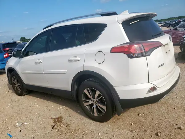 JTMWFREV3HJ704555 2017 TOYOTA RAV 4 - Image 2