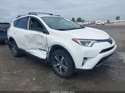JTMWFREV3J1729929 2018 TOYOTA RAV 4