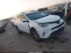 JTMWFREV3JD113467 2018 TOYOTA RAV 4