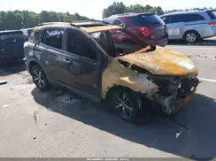 JTMWFREV3JD119835 2018 TOYOTA RAV 4