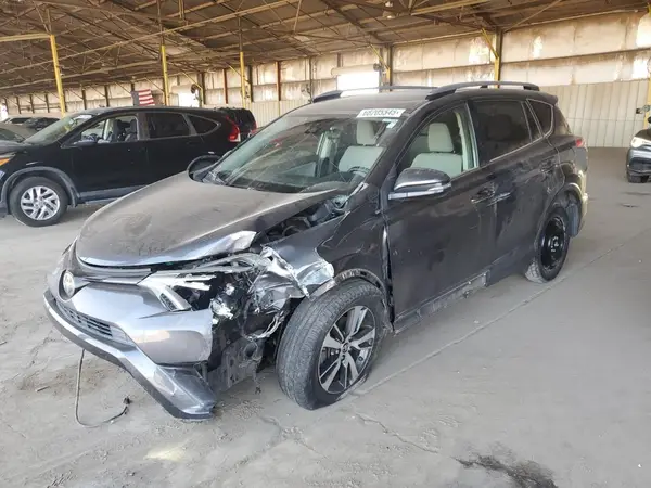 JTMWFREV3JJ151329 2018 TOYOTA RAV 4 - Image 1