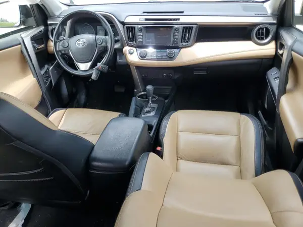 JTMWFREV3JJ166638 2018 TOYOTA RAV 4 - Image 8