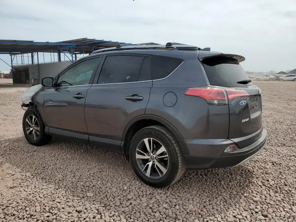 JTMWFREV3JJ173959 2018 TOYOTA RAV 4 - Image 2