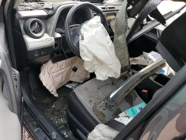 JTMWFREV3JJ173959 2018 TOYOTA RAV 4 - Image 8