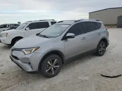 JTMWFREV3JJ180152 2018 TOYOTA RAV 4