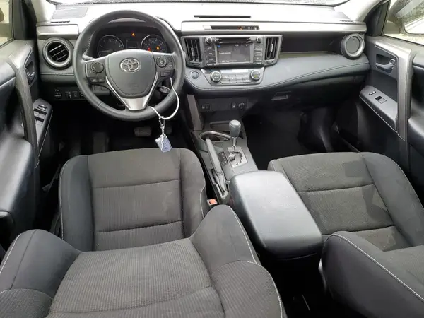 JTMWFREV3JJ737450 2018 TOYOTA RAV 4 - Image 8