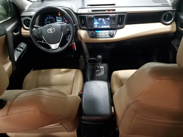 JTMWFREV4HD102388 2017 TOYOTA RAV 4 - Image 8
