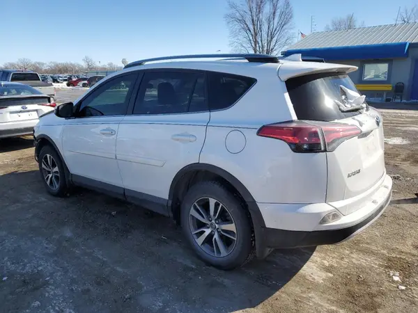 JTMWFREV4HD102469 2017 TOYOTA RAV 4 - Image 2