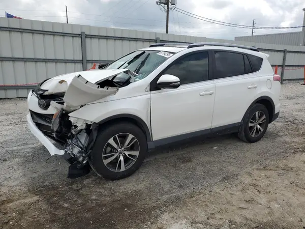 JTMWFREV4HJ115904 2017 TOYOTA RAV 4 - Image 1