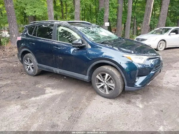 JTMWFREV4HJ128720 2017 TOYOTA RAV 4 - Image 1