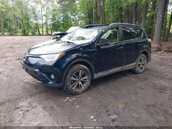 JTMWFREV4HJ128720 2017 TOYOTA RAV 4 - Image 2