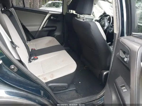 JTMWFREV4HJ128720 2017 TOYOTA RAV 4 - Image 8