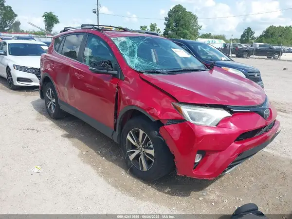 JTMWFREV4HJ140205 2017 TOYOTA RAV 4 - Image 1