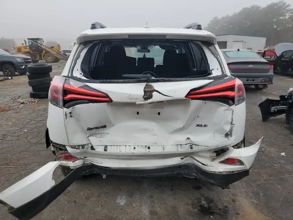 2017 TOYOTA RAV 4 auction photo 6