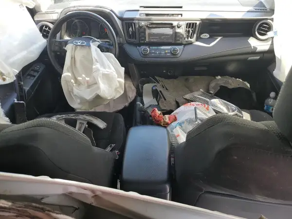 JTMWFREV4HJ715662 2017 TOYOTA RAV 4 - Image 8
