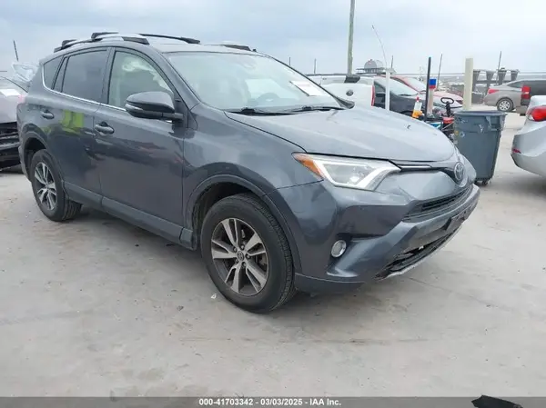 JTMWFREV4JD110397 2018 TOYOTA RAV 4 - Image 1