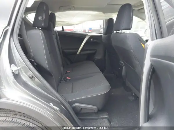 JTMWFREV4JD110397 2018 TOYOTA RAV 4 - Image 8