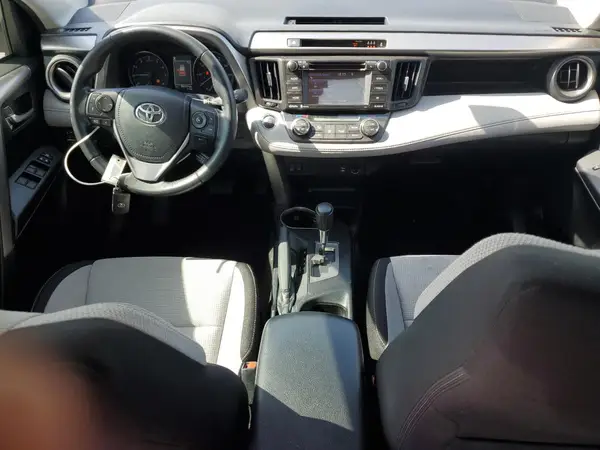 JTMWFREV4JD119021 2018 TOYOTA RAV 4 - Image 8
