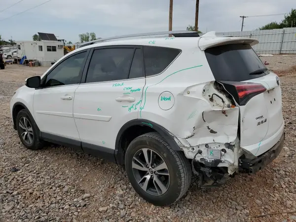 JTMWFREV4JD124266 2018 TOYOTA RAV 4 - Image 2