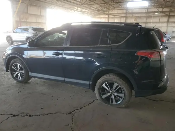 JTMWFREV4JD126549 2018 TOYOTA RAV 4 - Image 2