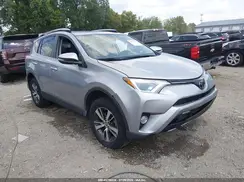 JTMWFREV4JD130231 2018 TOYOTA RAV 4