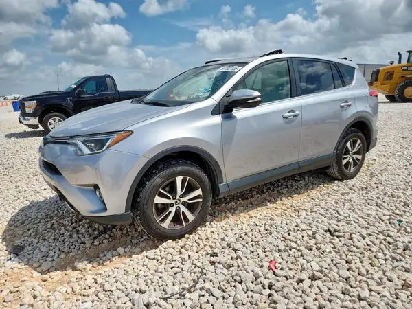 JTMWFREV4JD132500 2018 TOYOTA RAV 4 - Image 1