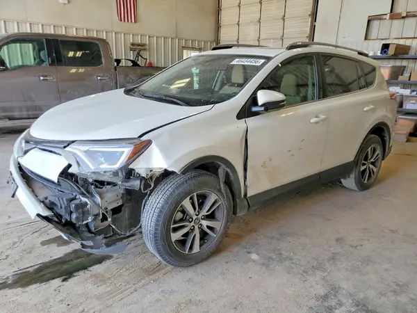 JTMWFREV4JJ155888 2018 TOYOTA RAV 4 - Image 1