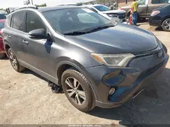 JTMWFREV4JJ171413 2018 TOYOTA RAV 4