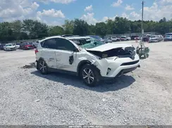 JTMWFREV4JJ179155 2018 TOYOTA RAV 4