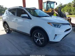 JTMWFREV4JJ182766 2018 TOYOTA RAV 4