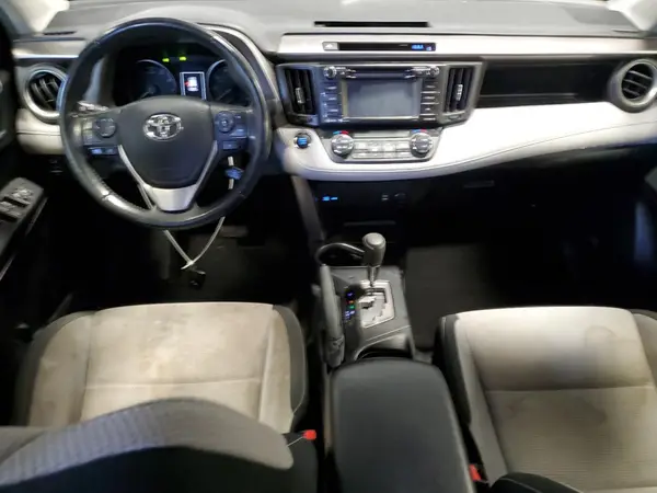 JTMWFREV4JJ189975 2018 TOYOTA RAV 4 - Image 8