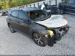 JTMWFREV4JJ738817 2018 TOYOTA RAV 4