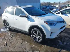 JTMWFREV4JJ742379 2018 TOYOTA RAV 4