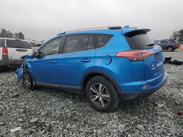 JTMWFREV4JJ744715 2018 TOYOTA RAV 4 - Image 2