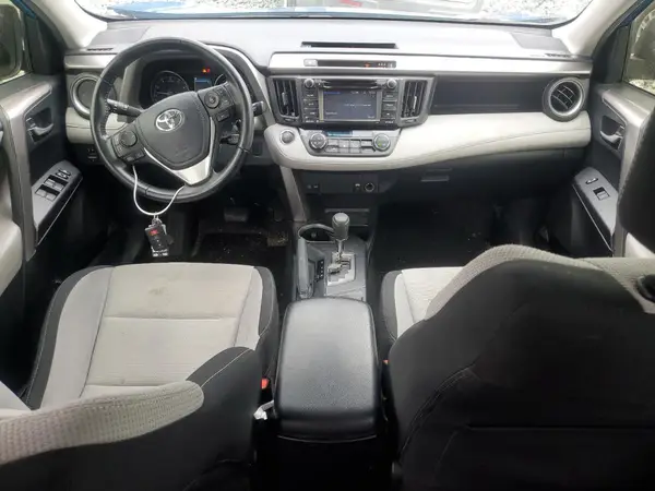 JTMWFREV4JJ744715 2018 TOYOTA RAV 4 - Image 8