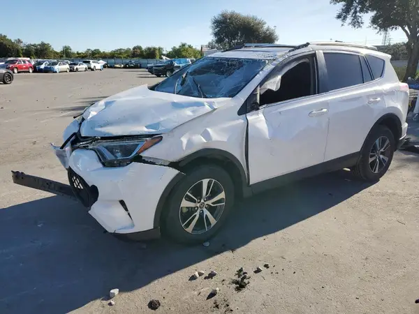 JTMWFREV5HD103128 2017 TOYOTA RAV 4 - Image 1
