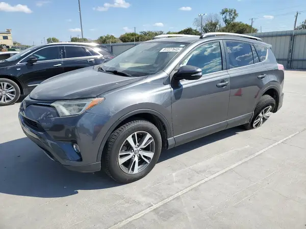JTMWFREV5HJ704458 2017 TOYOTA RAV 4 - Image 1