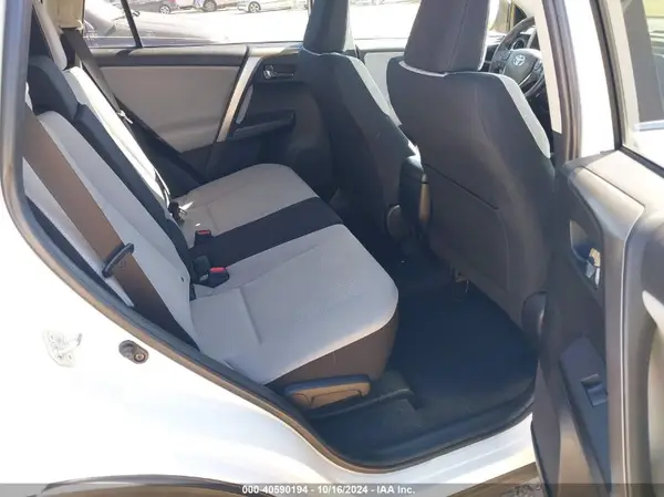 JTMWFREV5HJ712348 2017 TOYOTA RAV 4 - Image 8