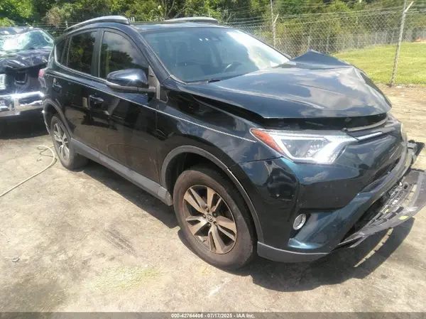 JTMWFREV5HJ713905 2017 TOYOTA RAV 4 - Image 1